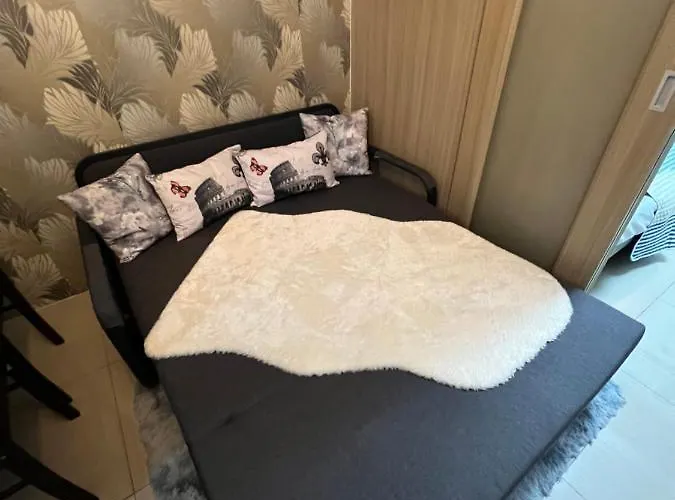 Yam Staycation Shore Residences 4* Manila