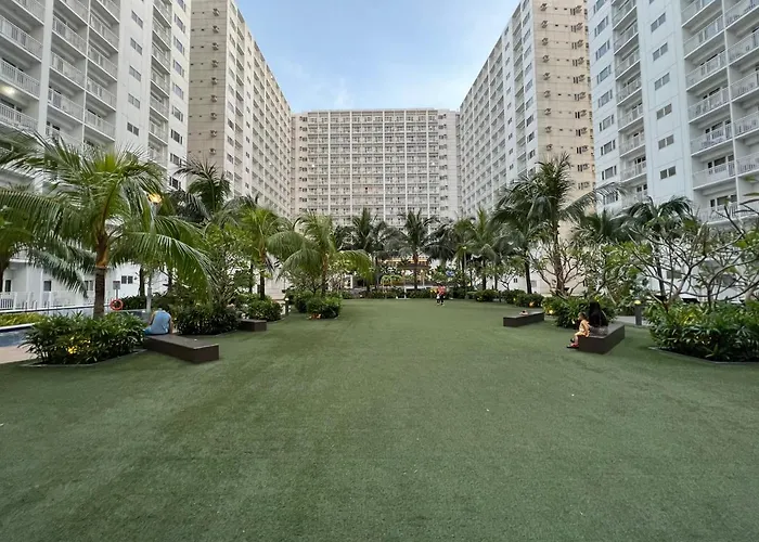Yam Staycation Shore Residences Aparthotel 4*